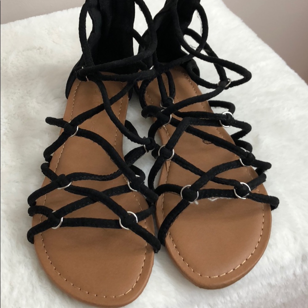 Sandals - Picture 2 of 3